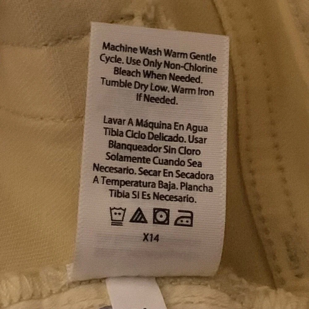 Free Assembly Womens Rolled Cuff Jean Shorts 14 New with Tags Yellow High Rise